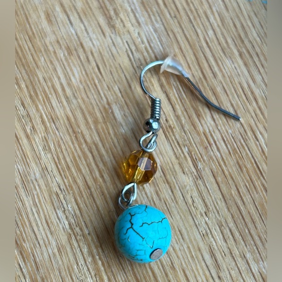 Turquoise Necklace Handmade Also W/Crystal & Howlite Beads On Twisted Cording - Picture 11 of 12